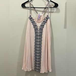 Pink shift dress bought from Francesca’s. Only worn once or twice.